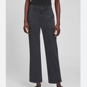 Black Gap Girlfriend Utility Khaki